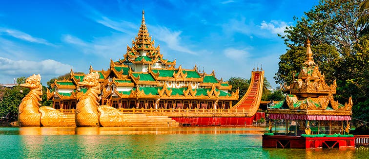 tourist season in Myanmar