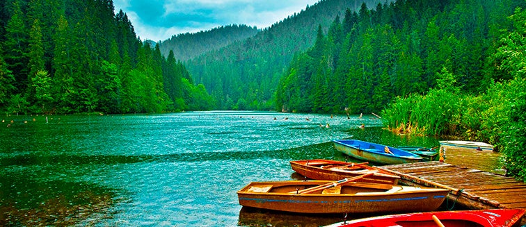 Lac Rouge Rolandia | Roumanie : à la découverture du célèbre Lac Rouge ...