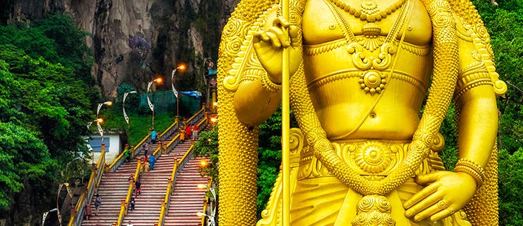 What to see in Malaysia Batu Caves