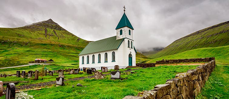 What to see in Faroe Islands Gjógv 