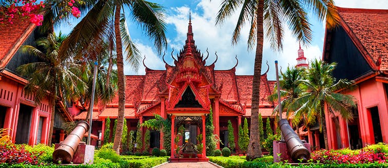 What to see in Cambodia Phnom Penh