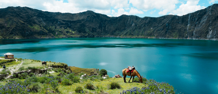 What to see in Ecuador Quilotoa