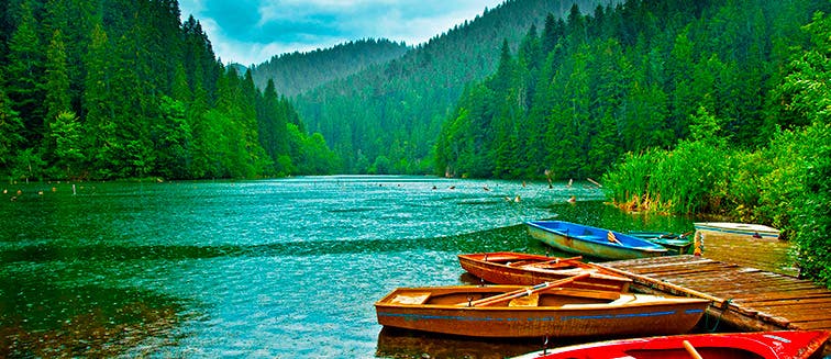 What to see in Romania Red Lake