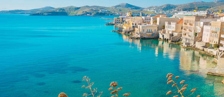 What to see in Greece Syros
