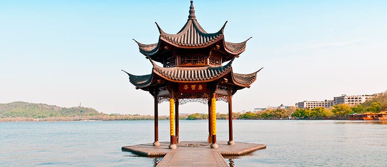 What to see in China West Lake