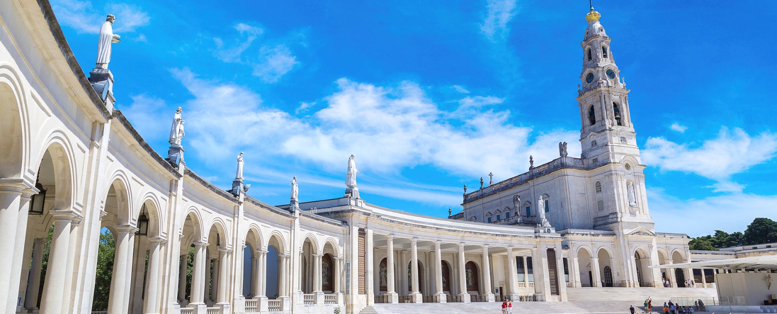 5th Day: Lisbon - Óbidos - Nazaré - Fátima